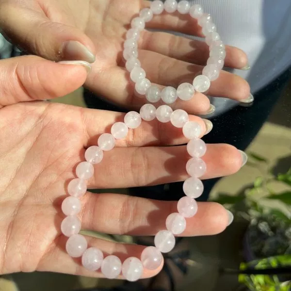 ⁦צמיד רוז קוורץ לחיזוק האהבה העצמית והמידות הטובות⁩ – תמונה ⁦2⁩